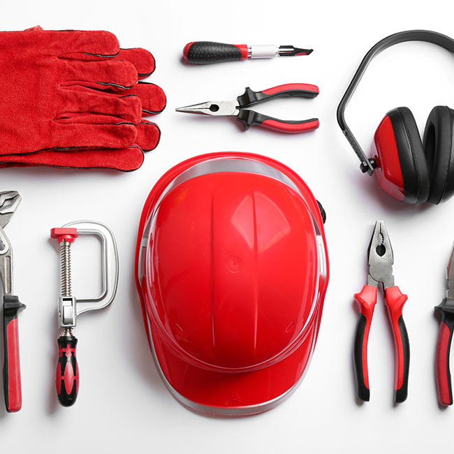 Rote C-Teile - z.B. Schutzhelm, Zange, Handschuhe, Hörschutz